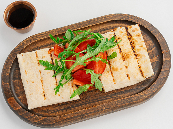 Сулугуни по-мегрельски на гриле